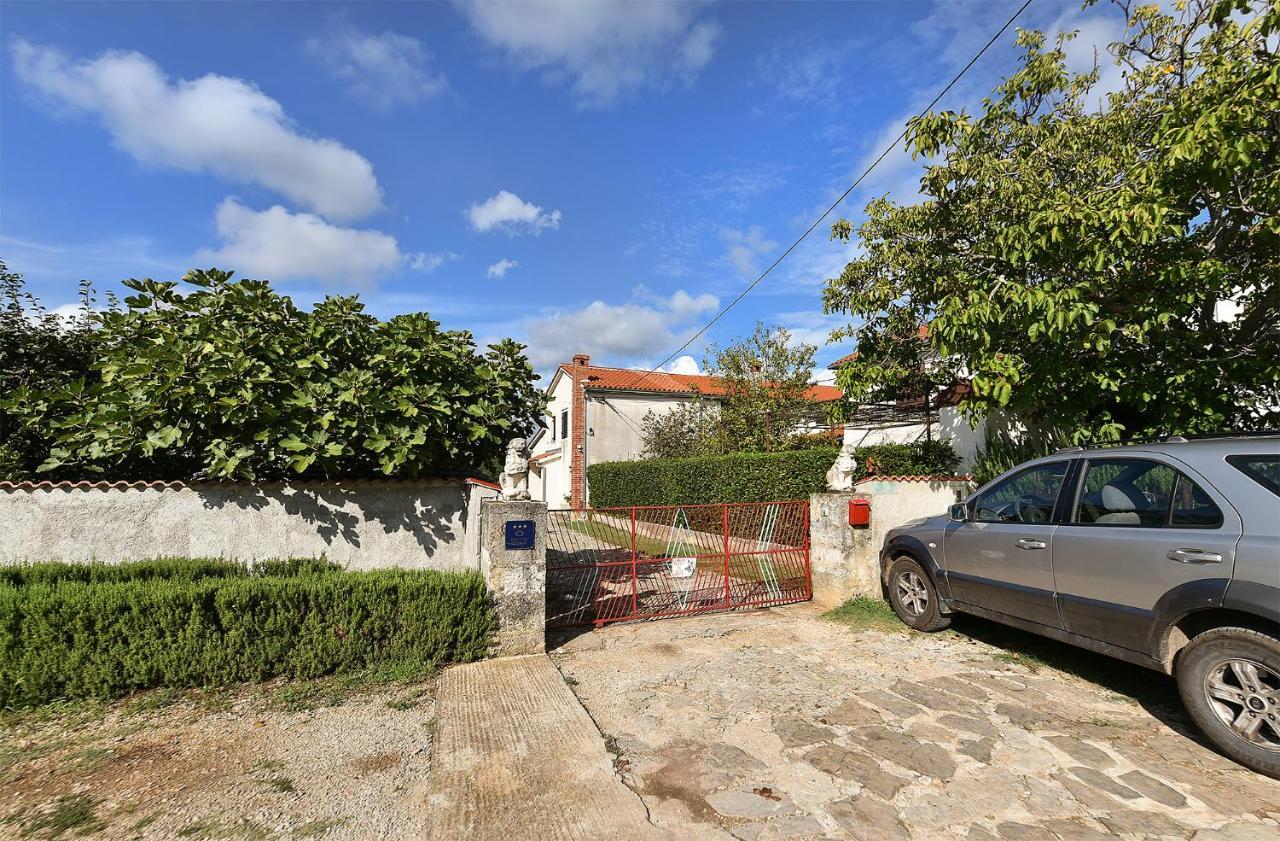 House Monteci 1378 Villa Galizana Luaran gambar